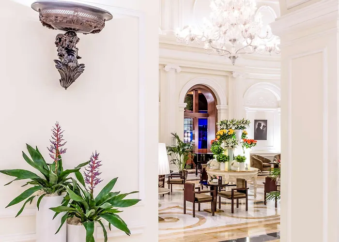 Anantara Palazzo Naiadi - A Leading Of The World Hotel