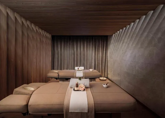 Отель Anantara Palazzo Naiadi - A Leading Of The World 5*